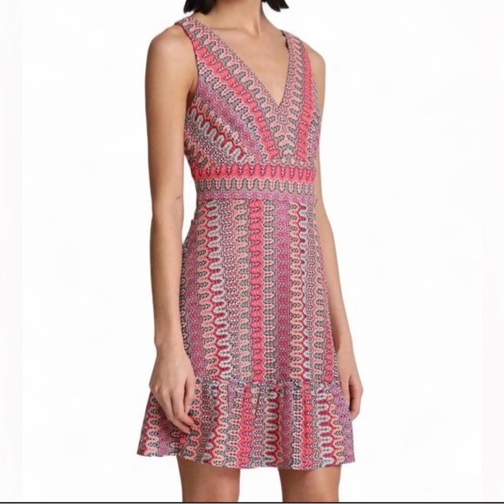 Donna Morgan Pink Geometric Zig Zag V-Neck Ruffle‎ Hem Mini Dress Size 14